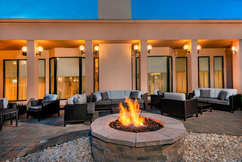 Courtyard By Marriott Rockville 10/25