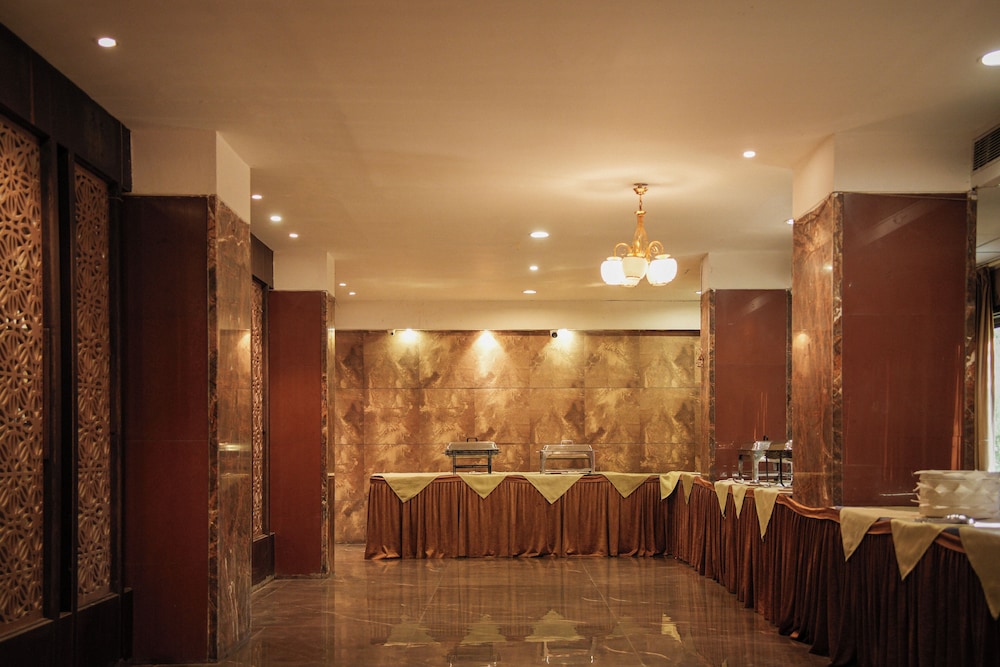 HOTEL KANCHAN TILAK 8/23