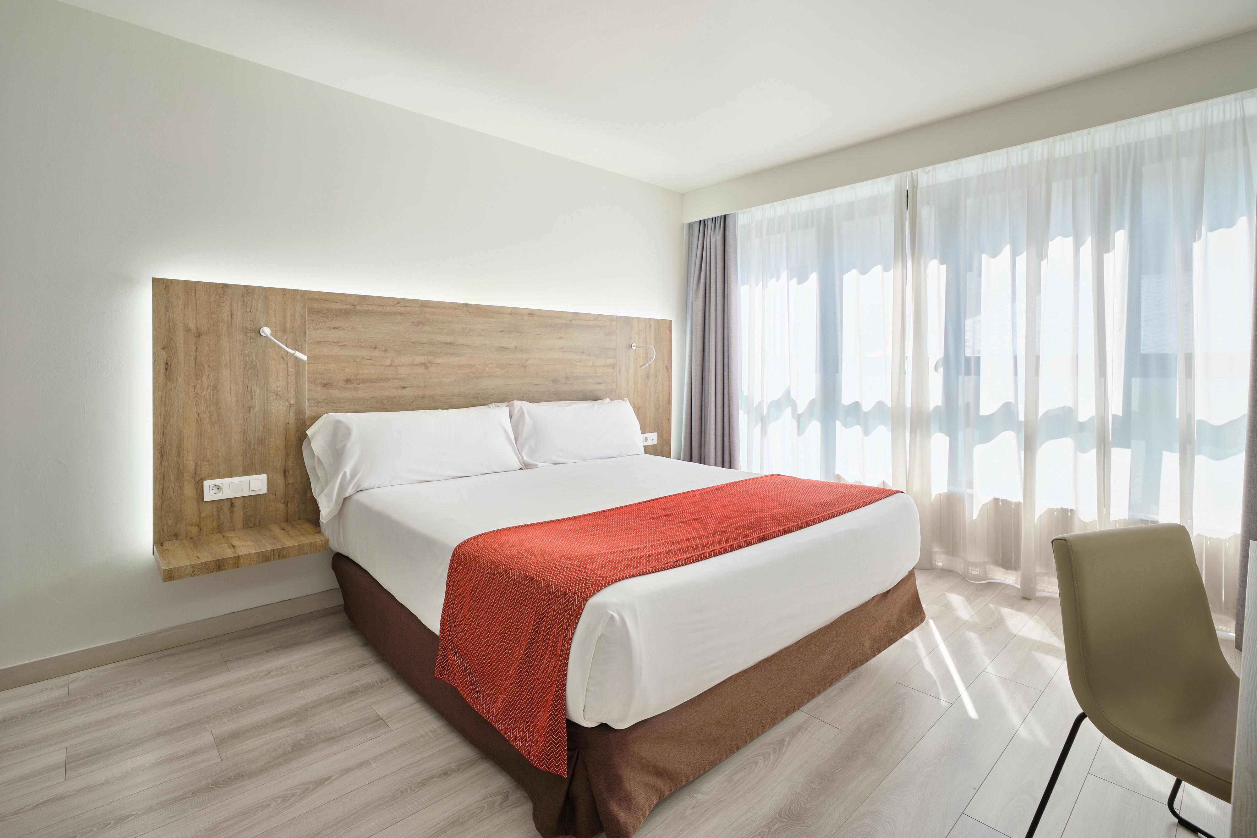 Standard, Double Bed, Exe Prisma 4/8