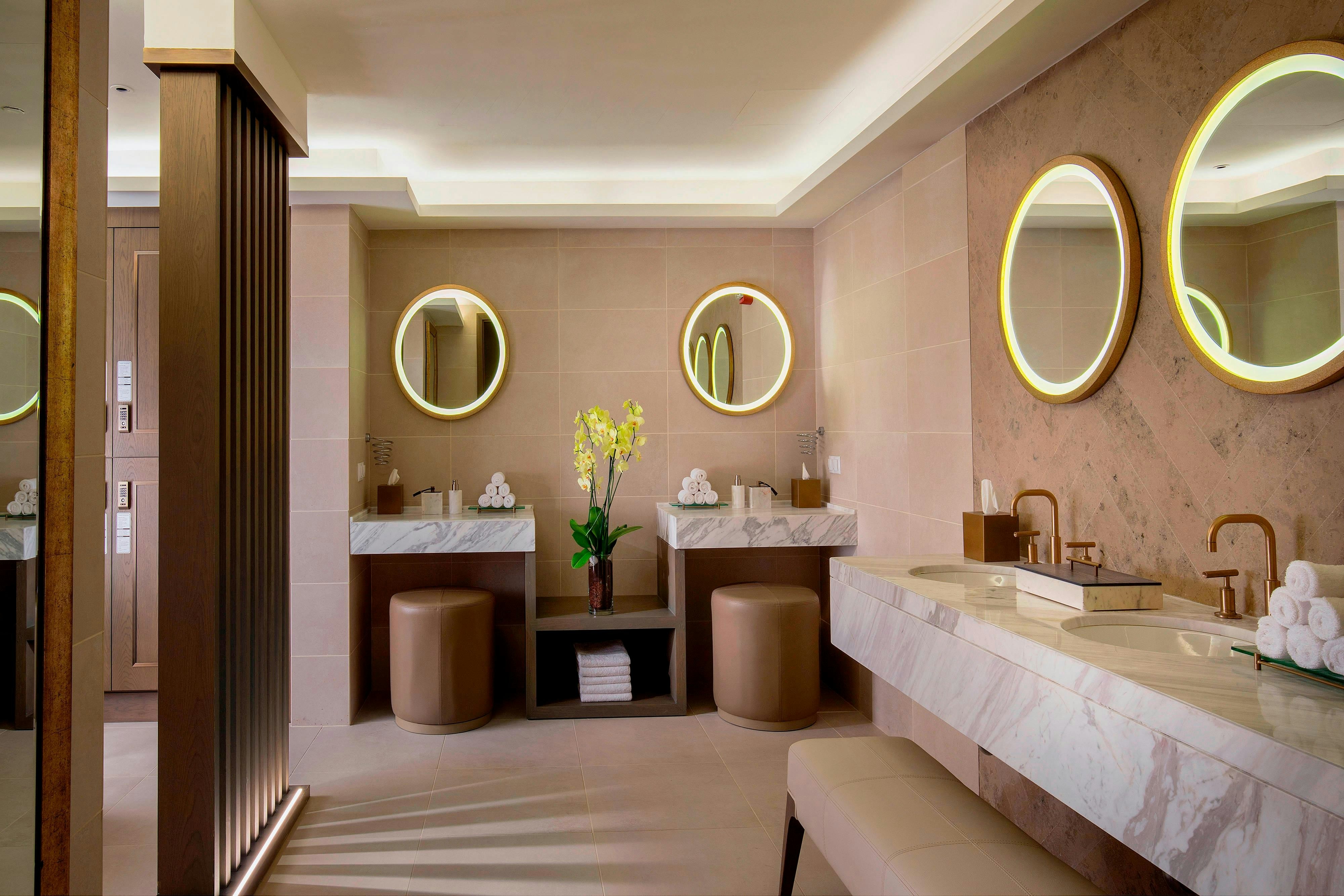 THE ST. REGIS ASTANA 23/62