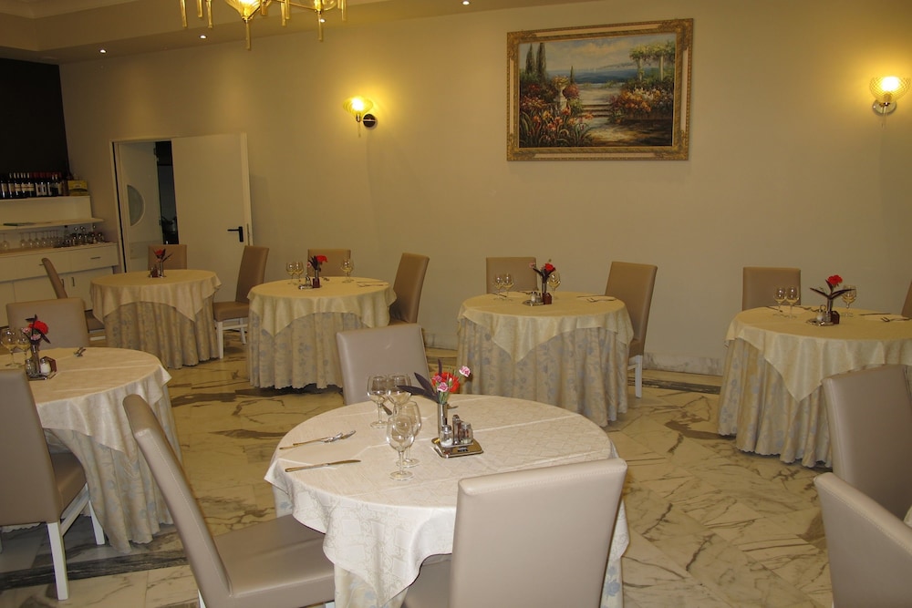 Hotel Club Sorrento 34/50