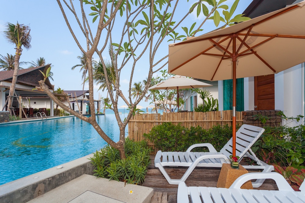 The Samui Beach Resort 65/75