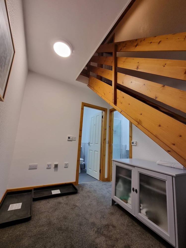 Carn Mhor Bed and Breakfast 5/50