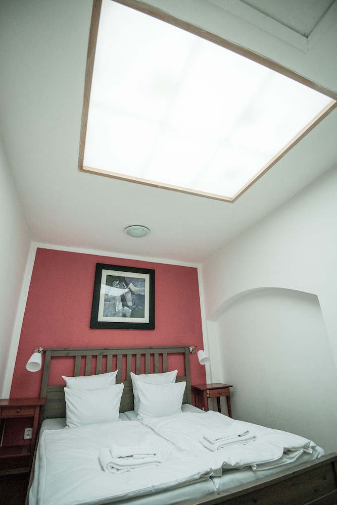 Charles Bridge Hostel & Apartments 54/98
