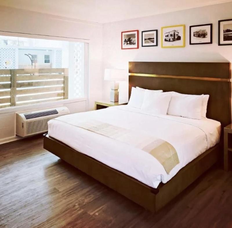 Afterglow, Suite, King Bed