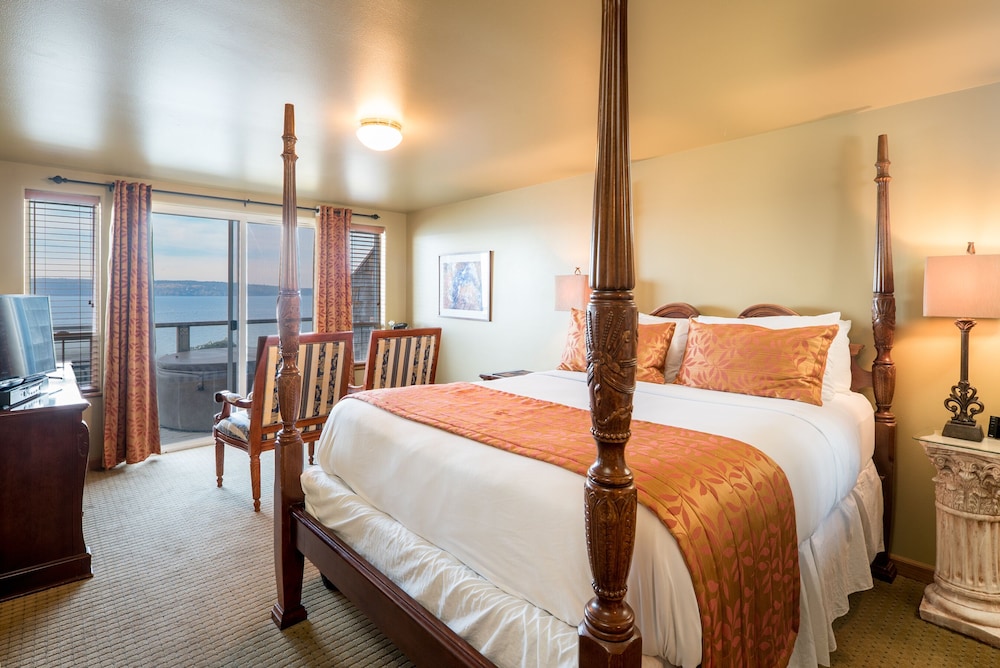 غرفة بسرير كوين، Camano Island Inn 4/7
