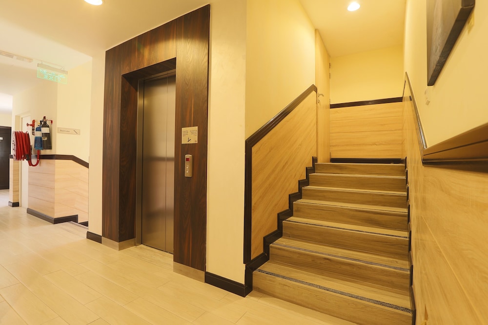 Capital O 314 24 Gold Hotel 写真2