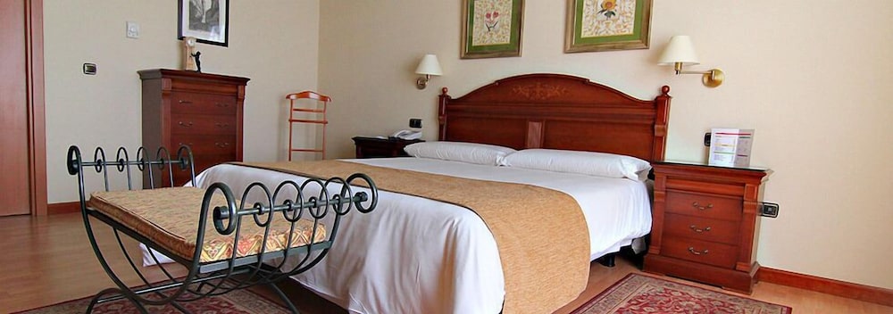 Hotel Lasa Sport 11/43