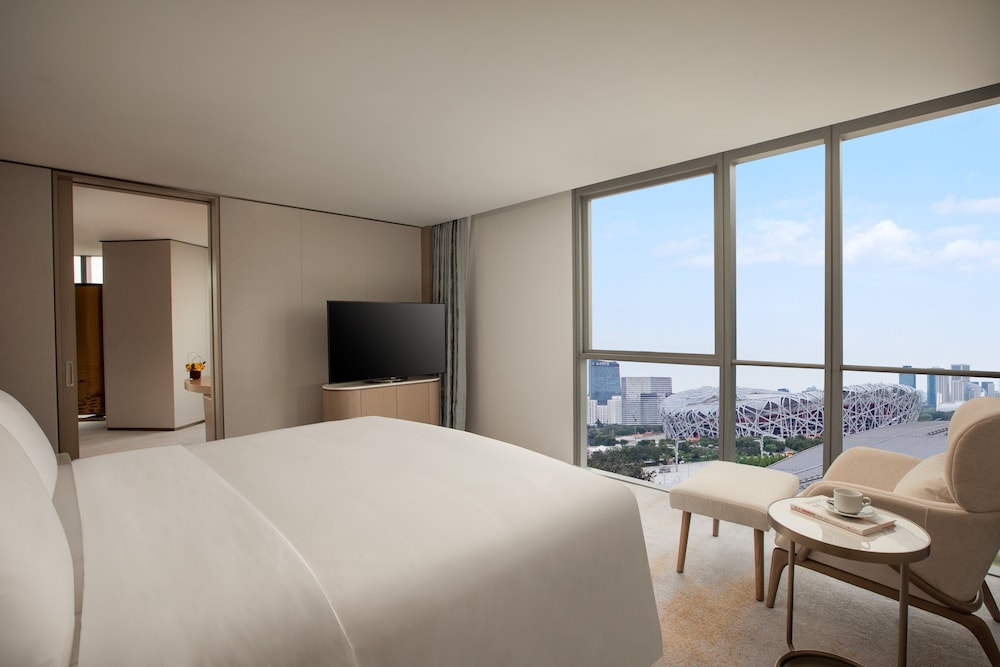 Intercontinental Beijing Beichen 17/81