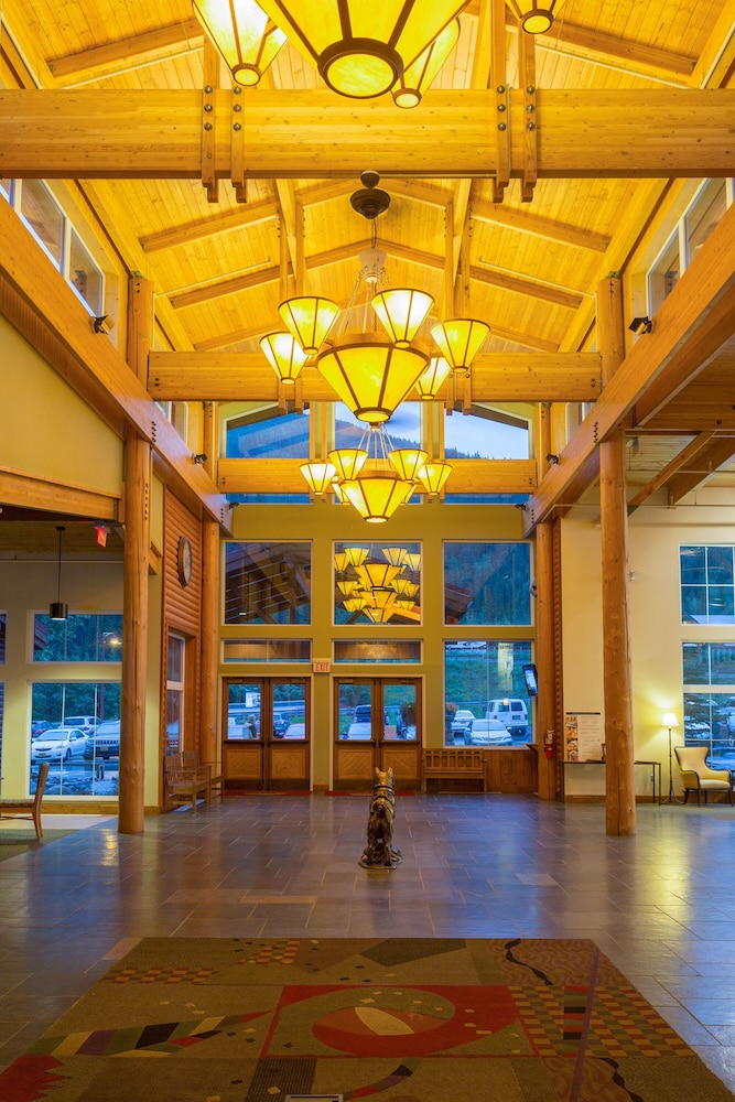 McKinley Chalet Resort 12/45