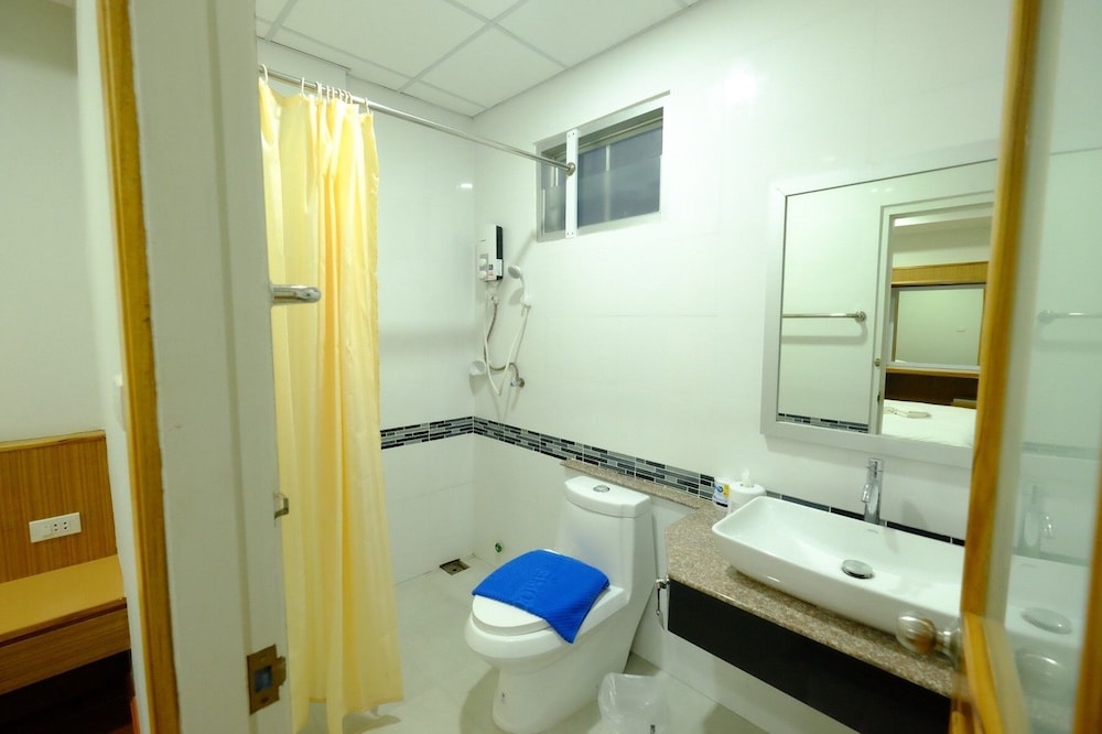 Metha Palace 24/26