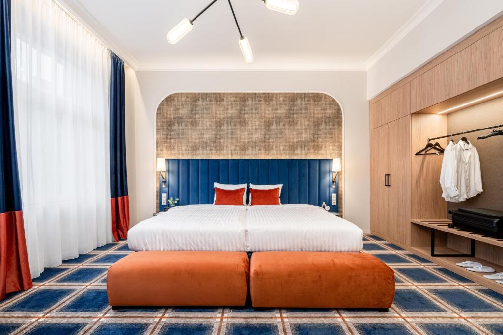 Basiliq Hotel 18/50