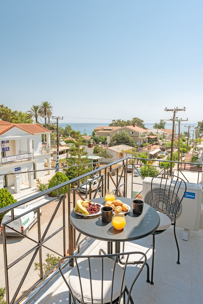 Costa Azzurra Hotel 50/58