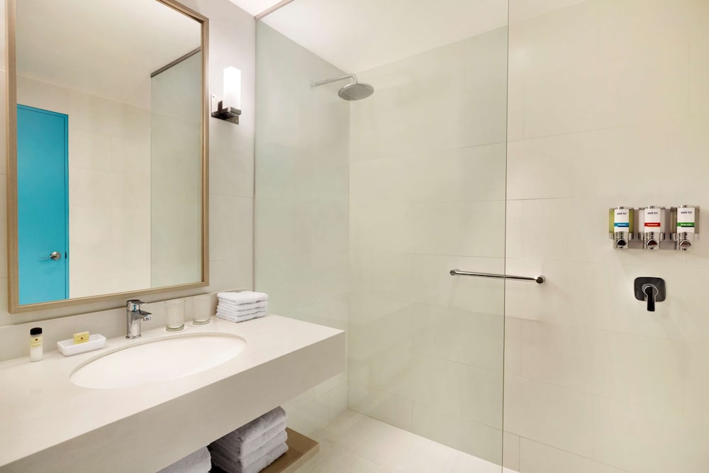 Park Inn by Radisson Tacna 50/50