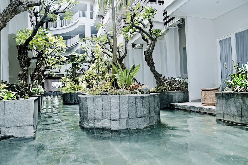 Aston Canggu Beach Resort 28/61