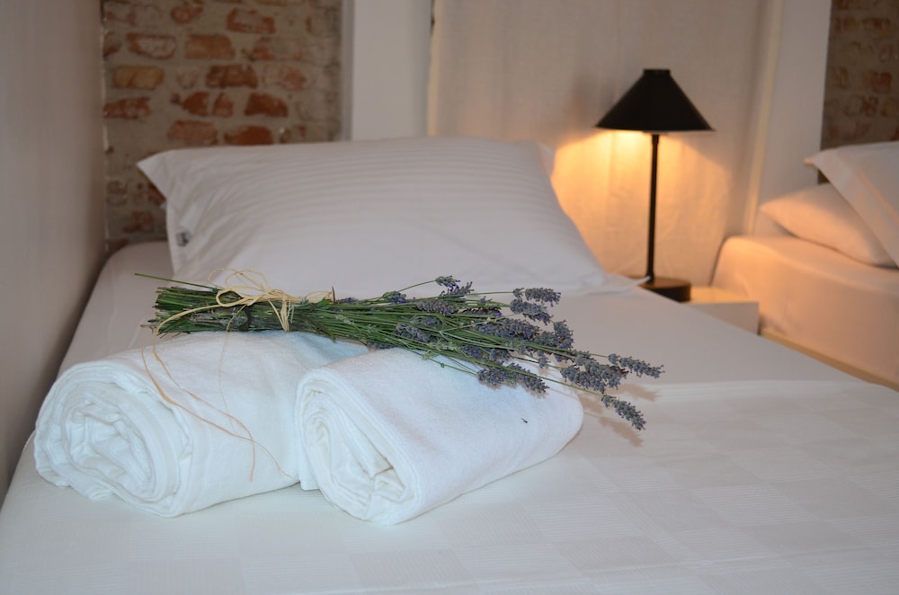 Kucukkoy Hotel 17/50