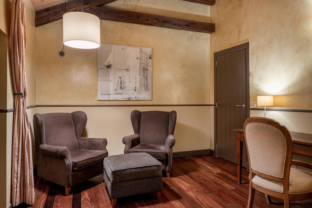 Hotel Palacio Del Carmen Autograph Collection 45/74