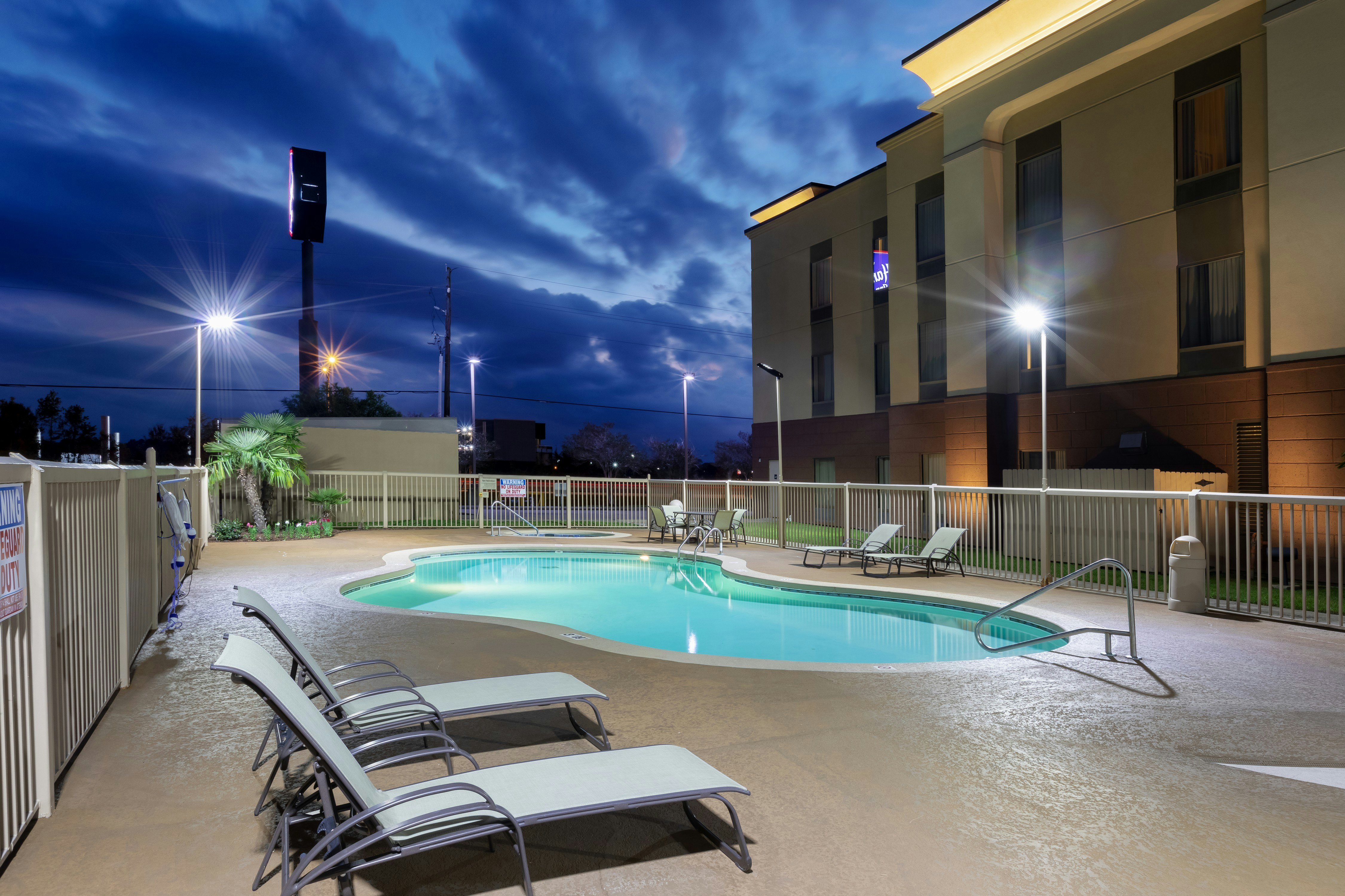 Hampton Inn and Suites Baton Rouge I 10 East 53/56