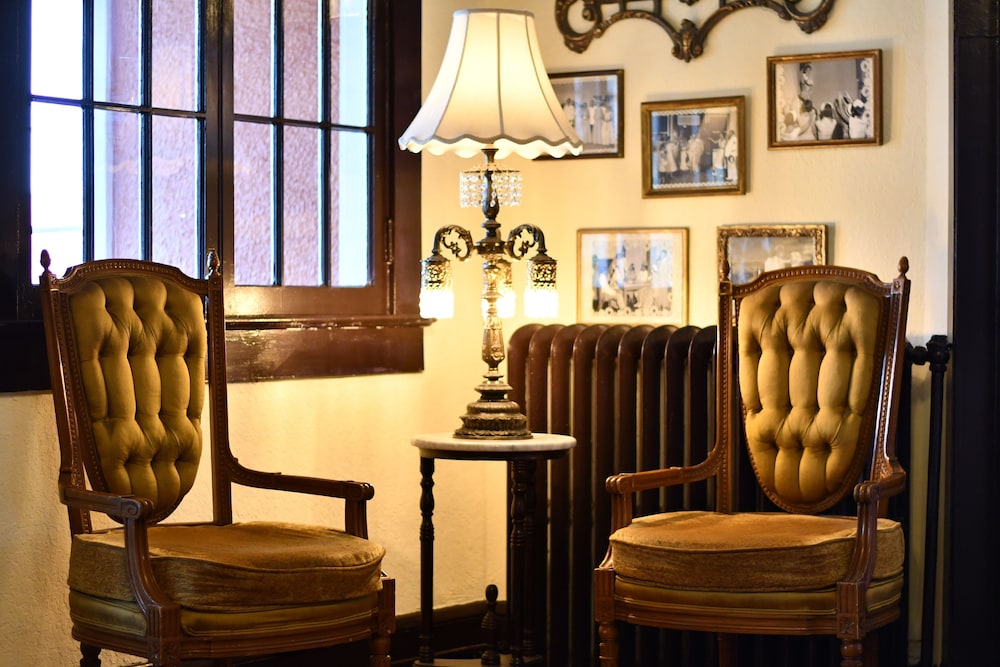 The DeLand Hotel 36/47