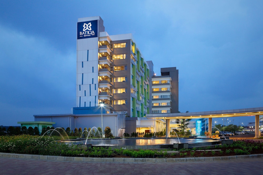 Batiqa Hotel Apartments Karawang 6/73