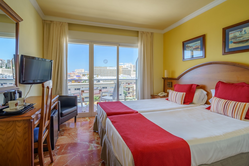 ROOM, DOUBLE BED, PARTIAL SEA VIEW, TERRACE