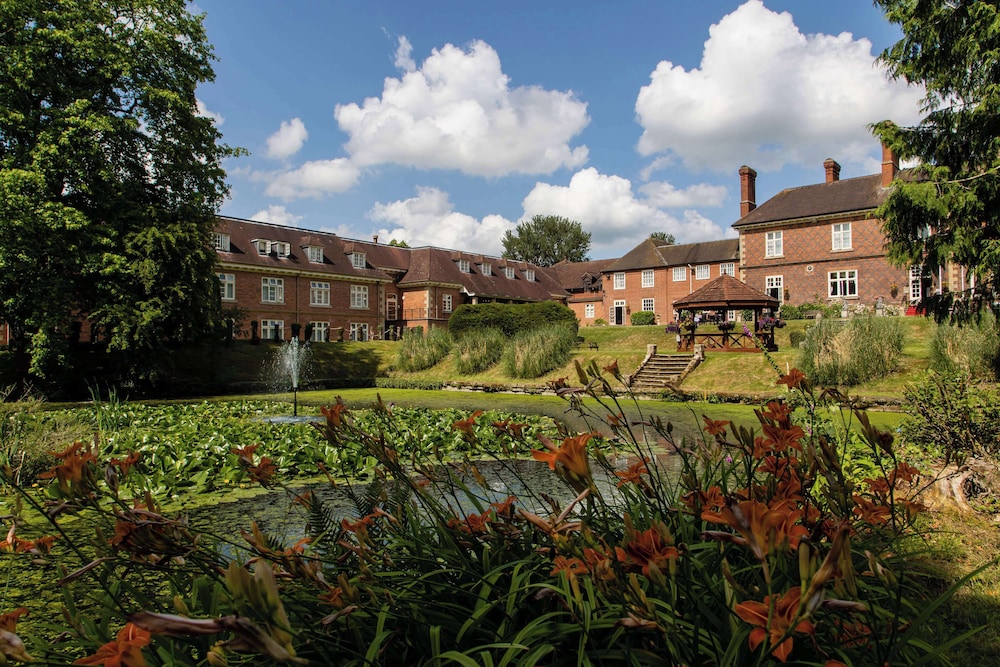 Albrighton Hall and Spa, a member of Radisson Individuals 68/73