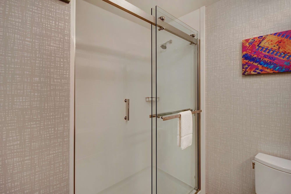 Hampton Inn & Suites Sunnyvale Silicon Valley 25/60