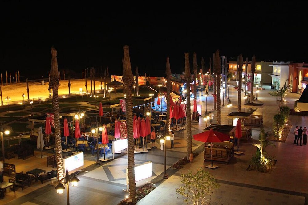 Porto Matrouh Beach Resort 55/66