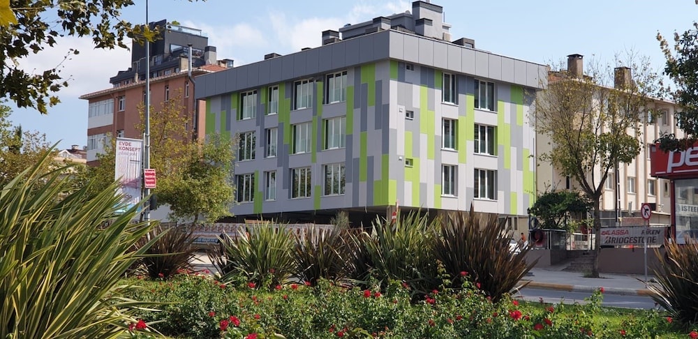 Gris & Verde Suite Hotel 1/50