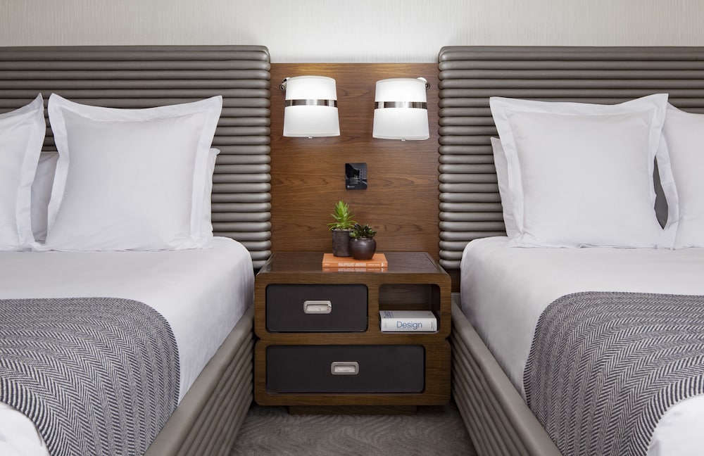 SUPERIOR, 2 QUEEN BEDS
