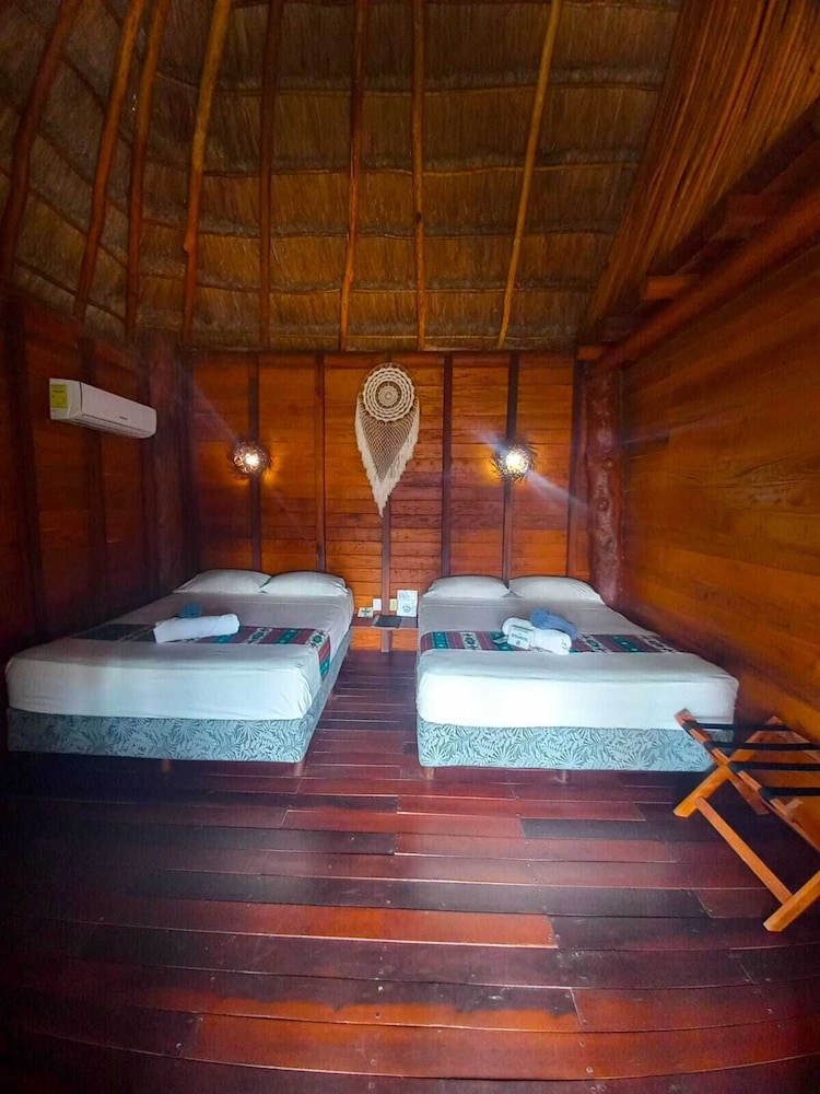 Palmeras de Mahahual Cabanas 21/39