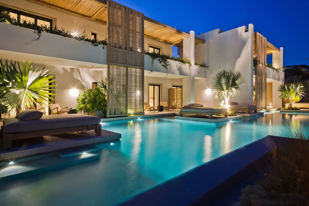 Almi Luxury Rooms 23/25