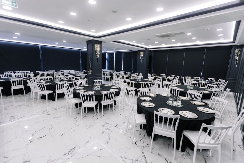 Sakarya Hotel 41/49