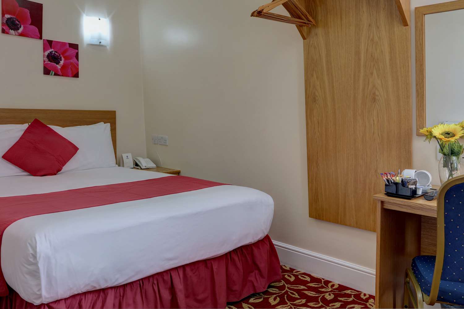 Standard, Double Bed