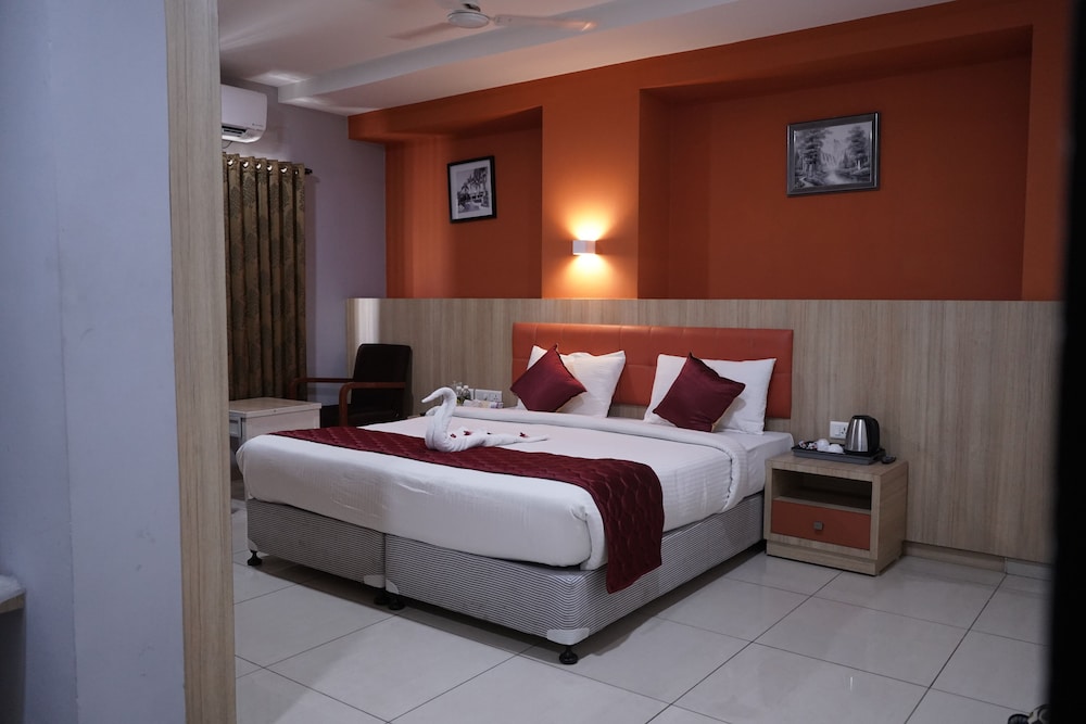 PL A Residency Trichy 14/44