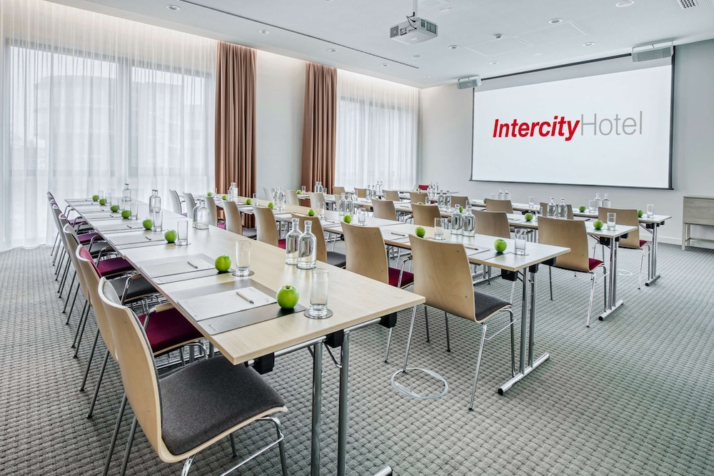 Intercityhotel Hannover Hauptbahnhof Ost. 40/44