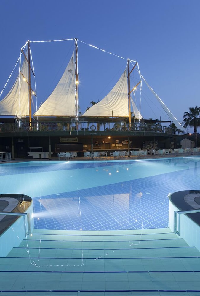Can Garden Resort 35/38
