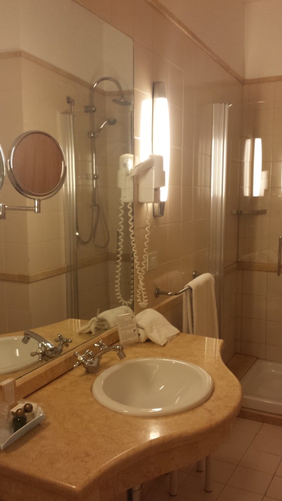 Hotel Due Colonne 20/71