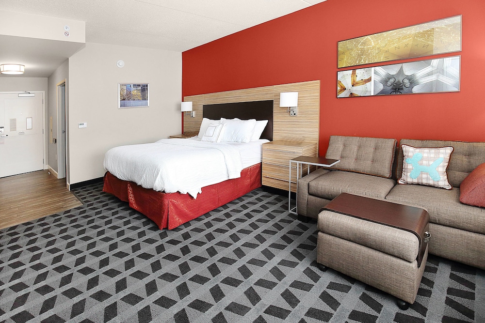 TOWNEPLACE SUITES GROVE CITY MERCER/OUTLETS 18/48