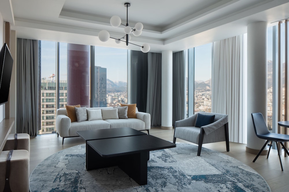 Tirana Marriott 25/50