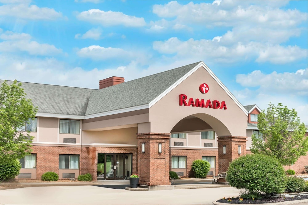 Ramada By Wyndham Vandalia 1/28