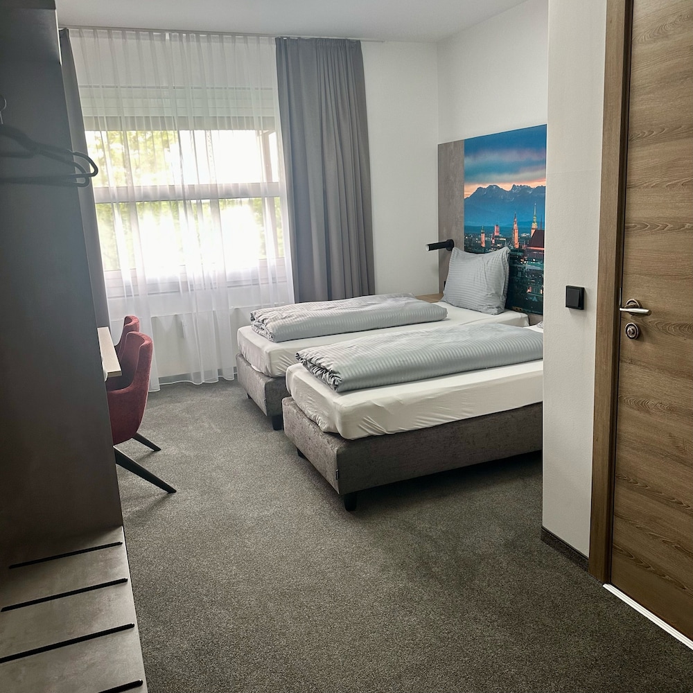 C and N Hotel an der Messe Munchen 10/50