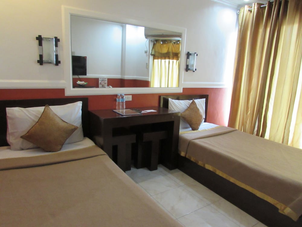 Oyster Plaza Hotel 20/37