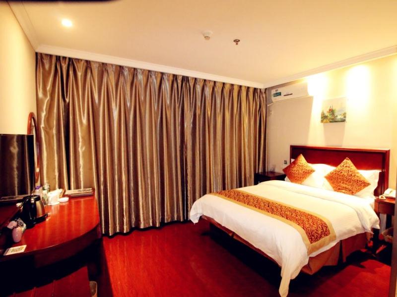 GreenTree Inn ChangZhi Bus Passenger Station XiHuan Road Business Hotel 7/17