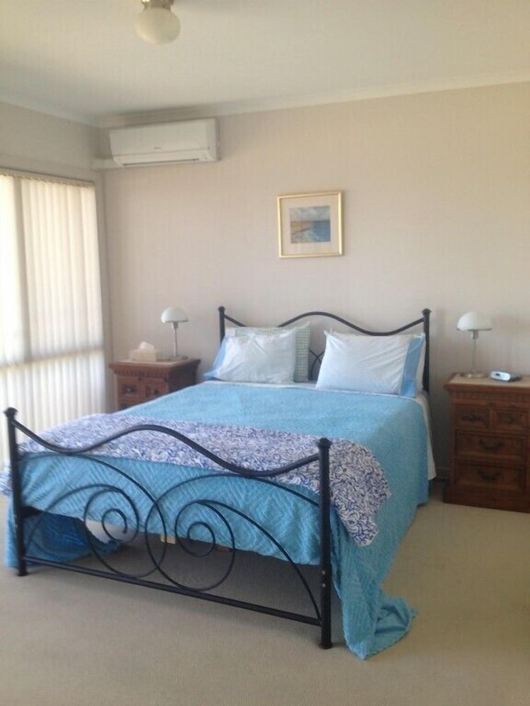 ROOM, SEA VIEW
