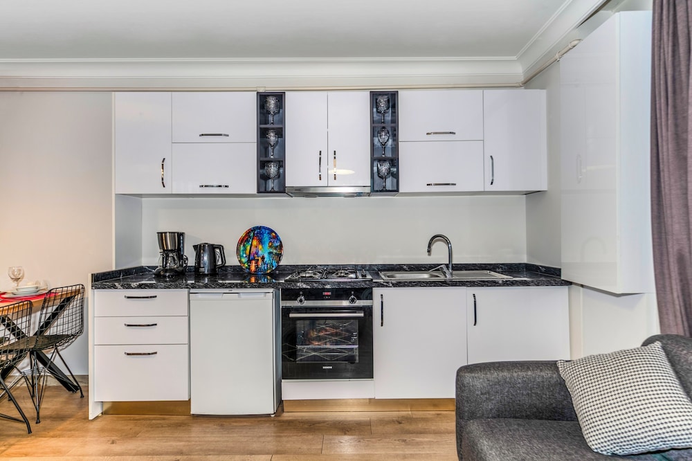Etiz Residences 38/47