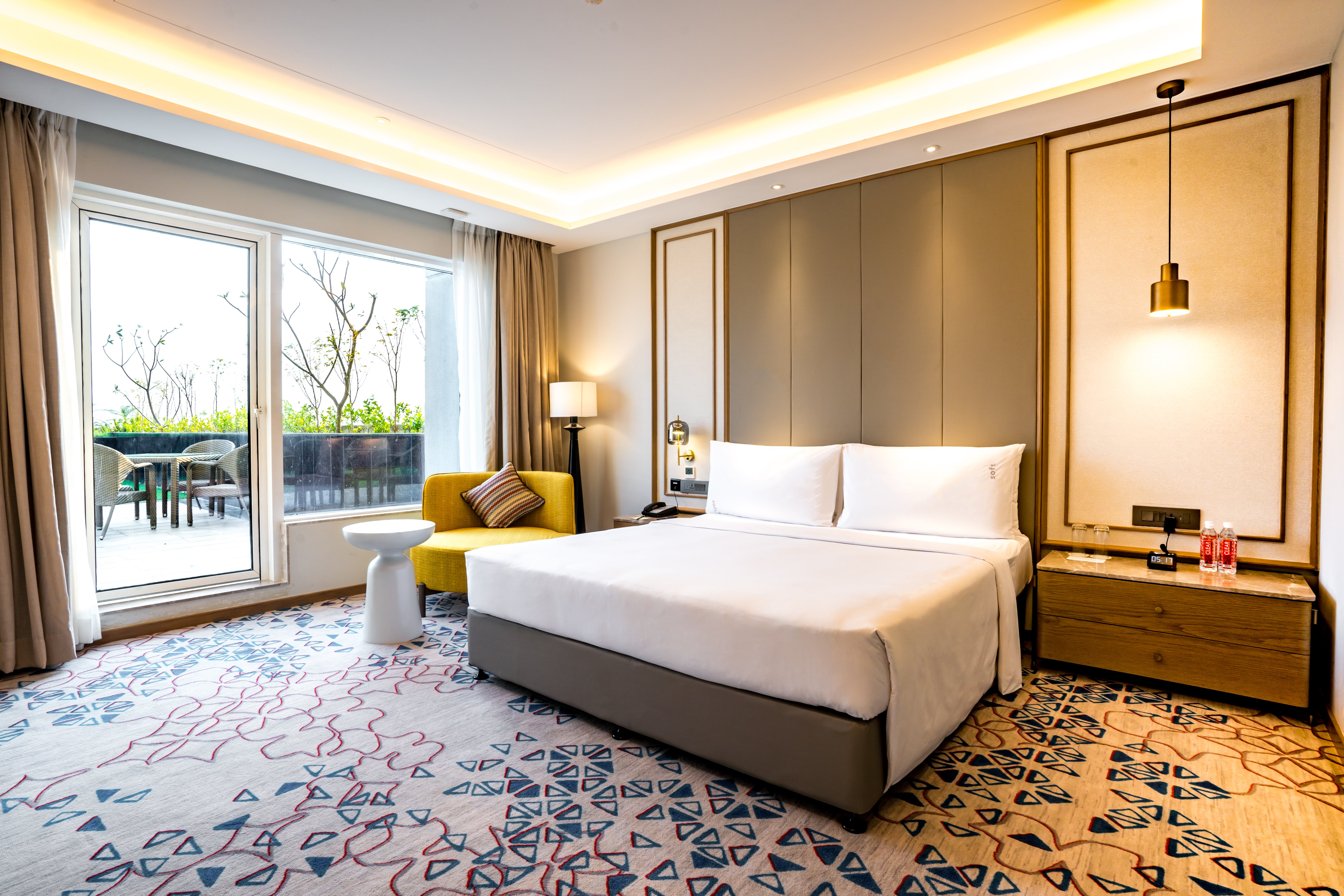 1 Bedroom, Suite, Dining Area, Balcony