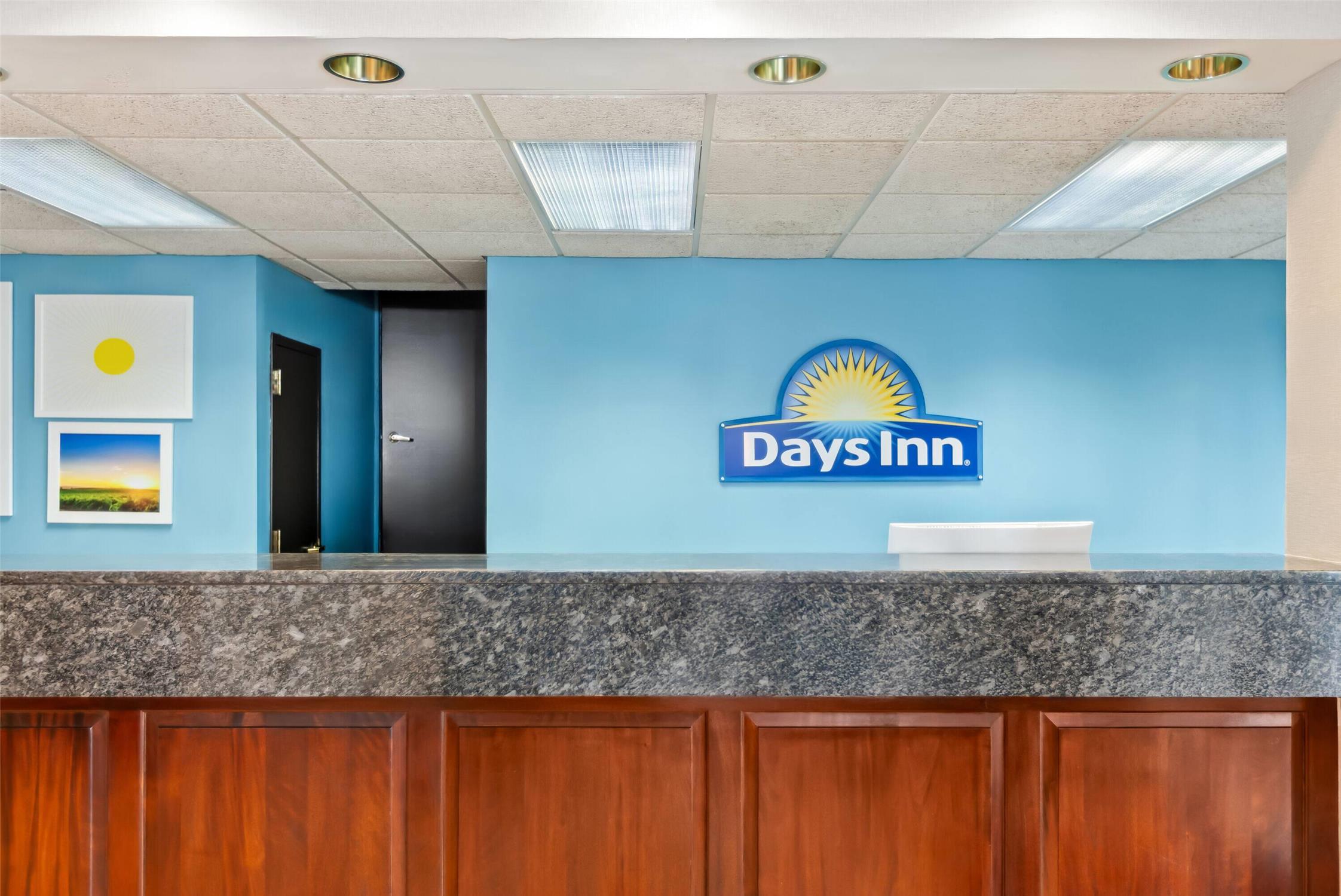 Days Inn By Wyndham Saint Pauls 8/22
