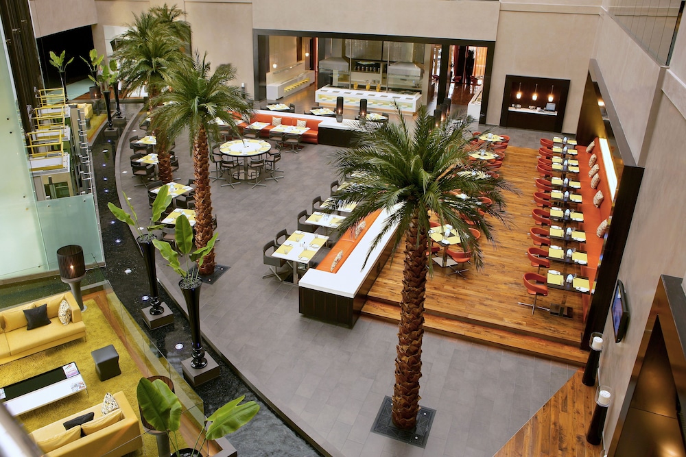 Centro Sharjah Rotana 10/50