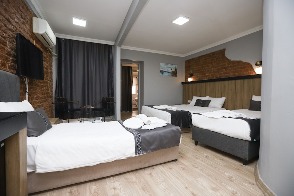 La Pera Suites 9/36